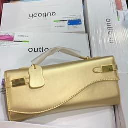 Outloor purse